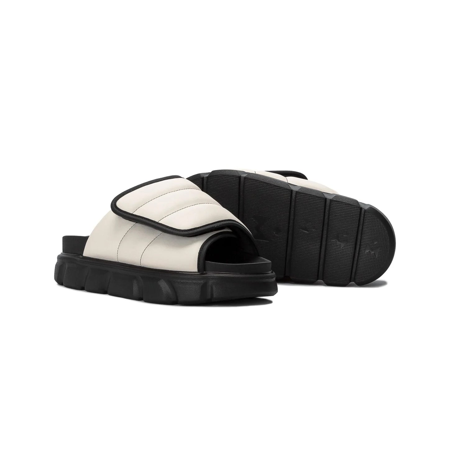 the-larva-wolf-cream-sandals thewolf astoud