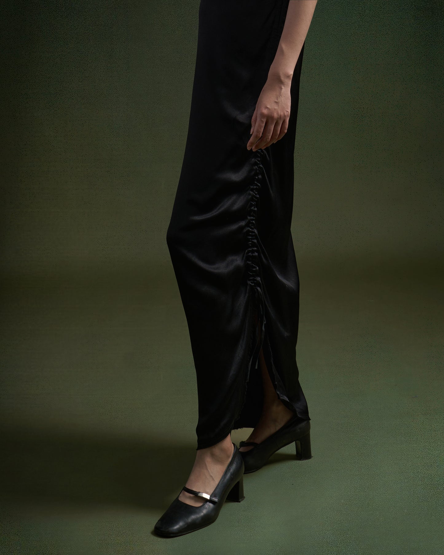 black-plum-rutched-silk-dress kimtr astoud
