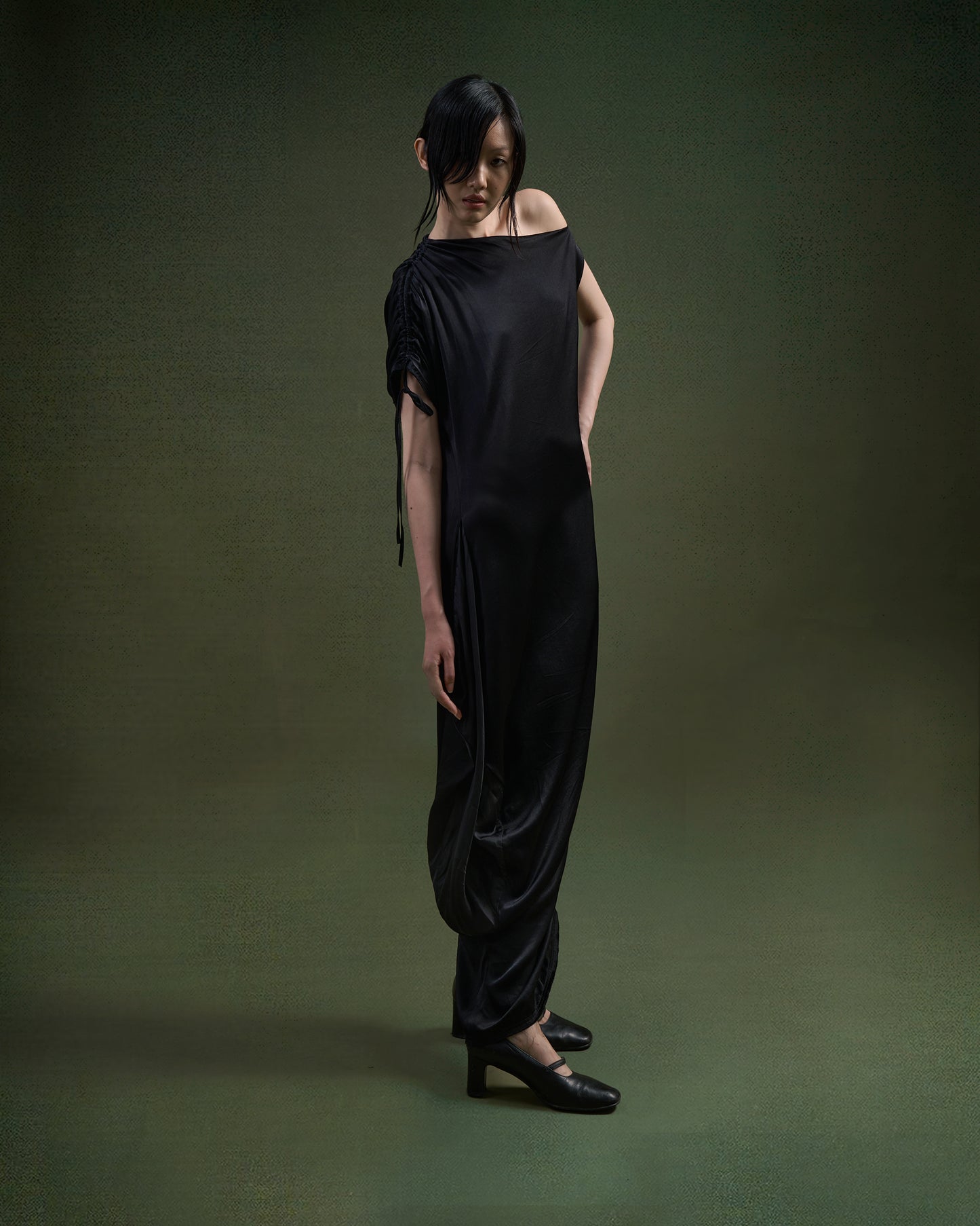 black-plum-rutched-silk-dress kimtr astoud