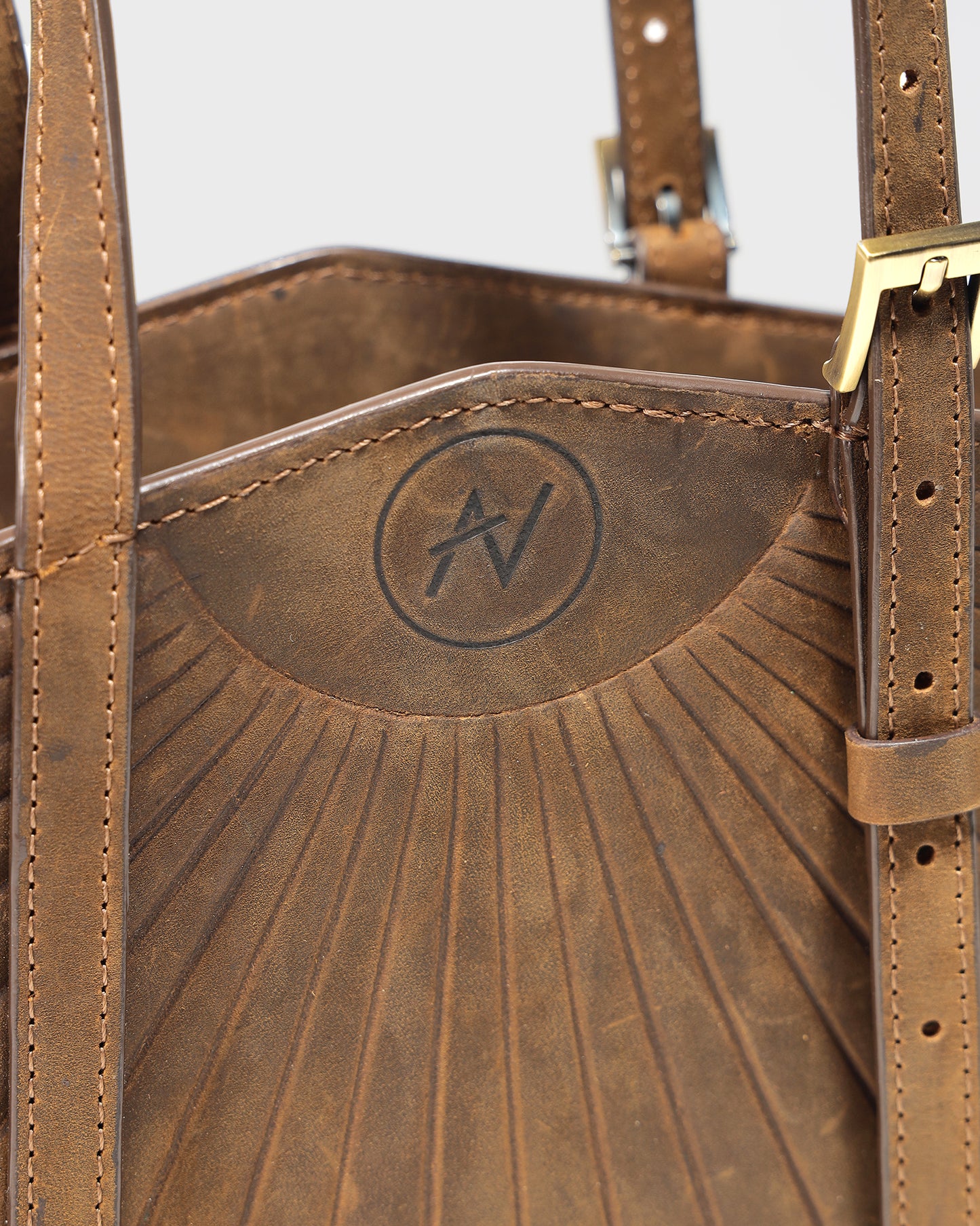 flabellum-leather-bag an heritage astoud
