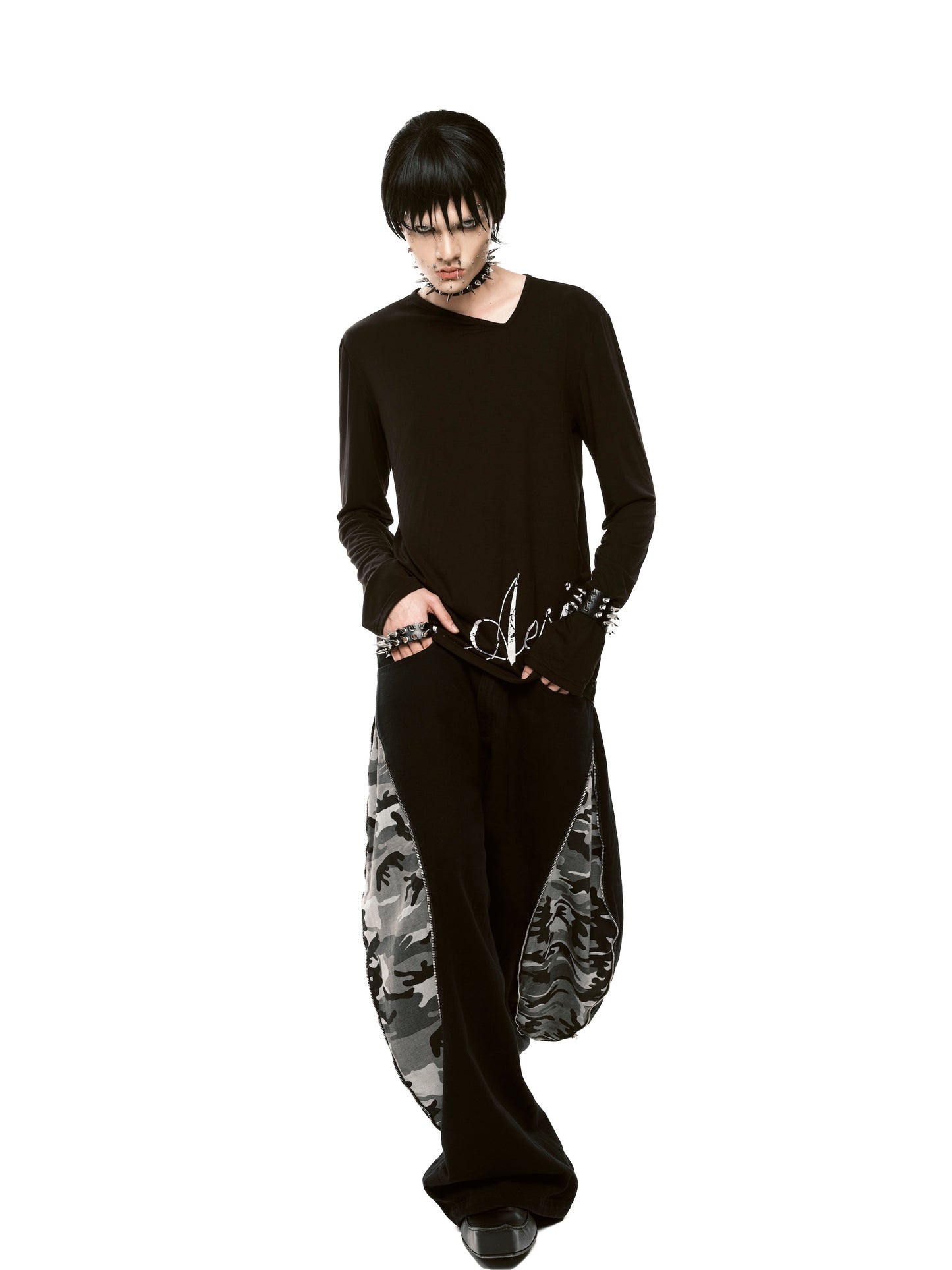 ssss-men-black-frisson-camo-zip-balloon aesir astoud