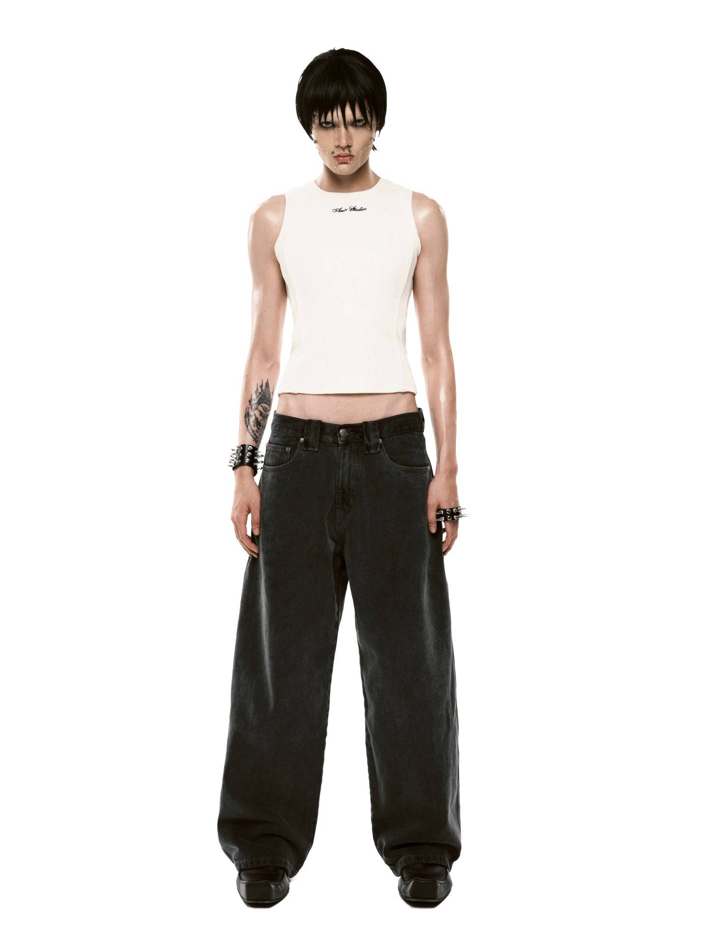 ssss-men-dark-grey-classic-balloon-jeans aesir astoud