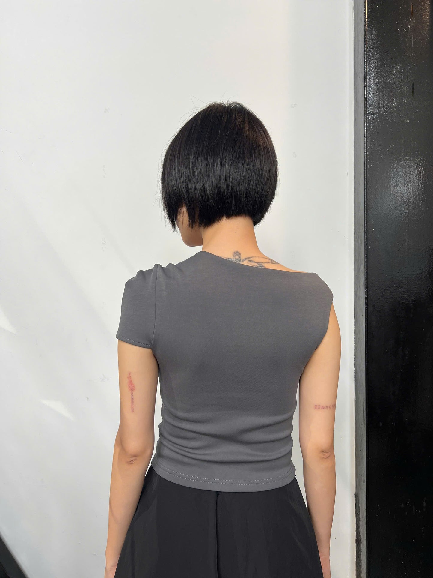 vấn-vương-shirt profilemomo astoud