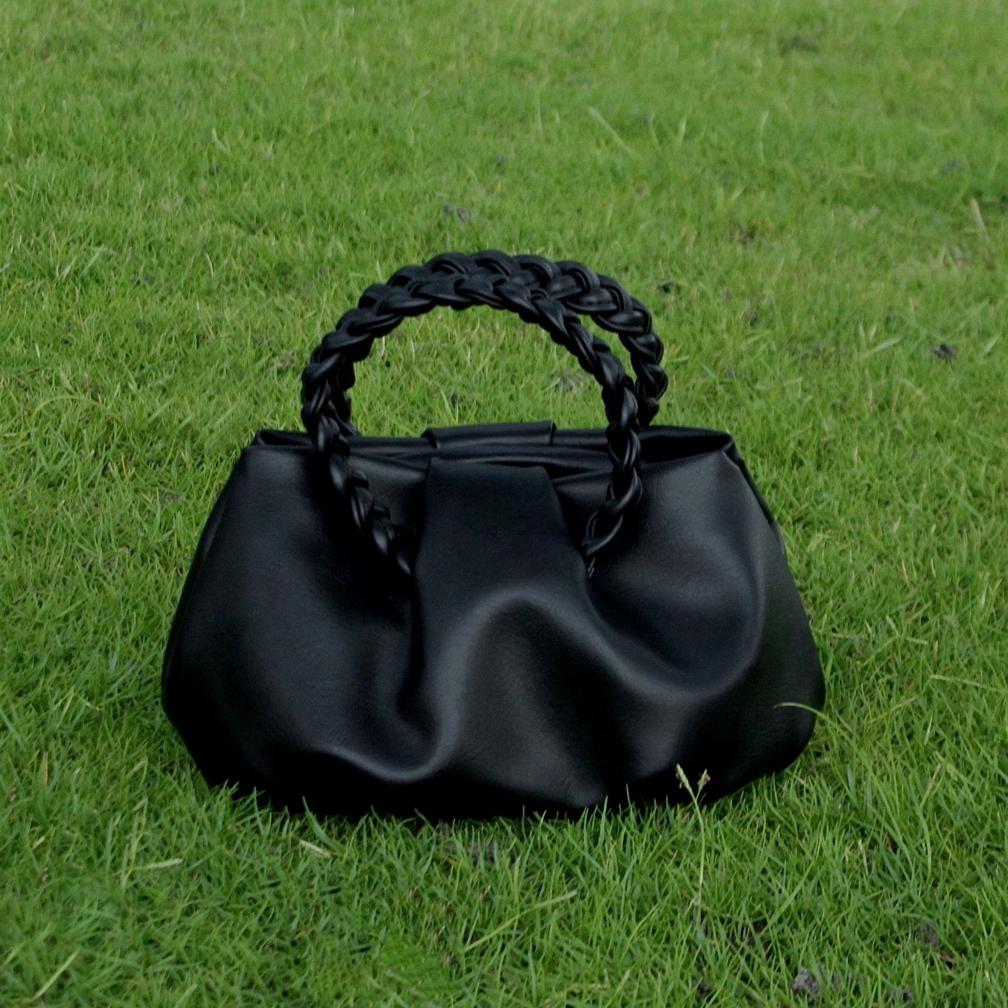 black-braided-handle-bag-ARYA-ASTOUD