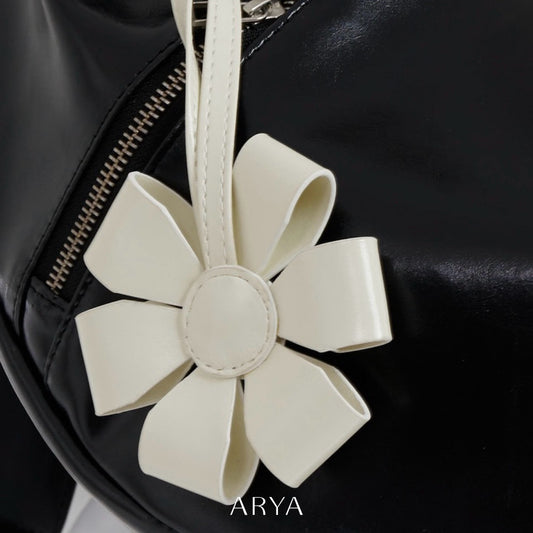 white-floral-charm-ARYA