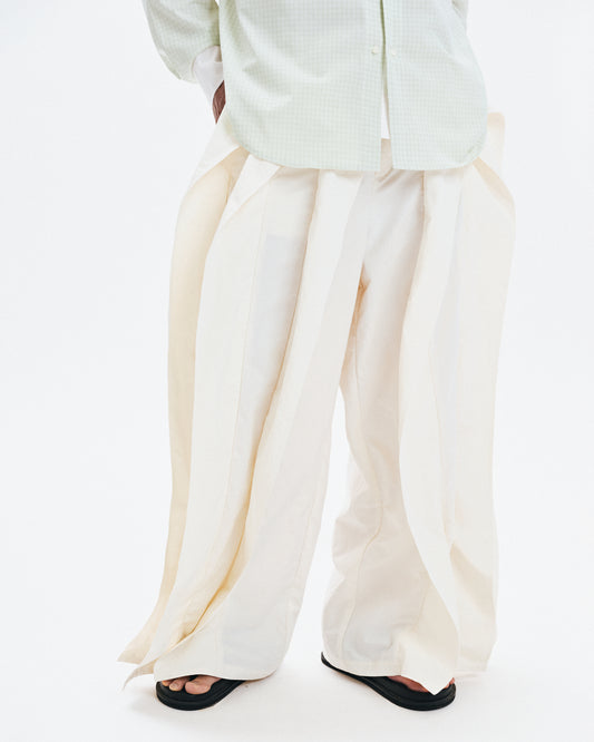 white-kiku-pants ain astoud