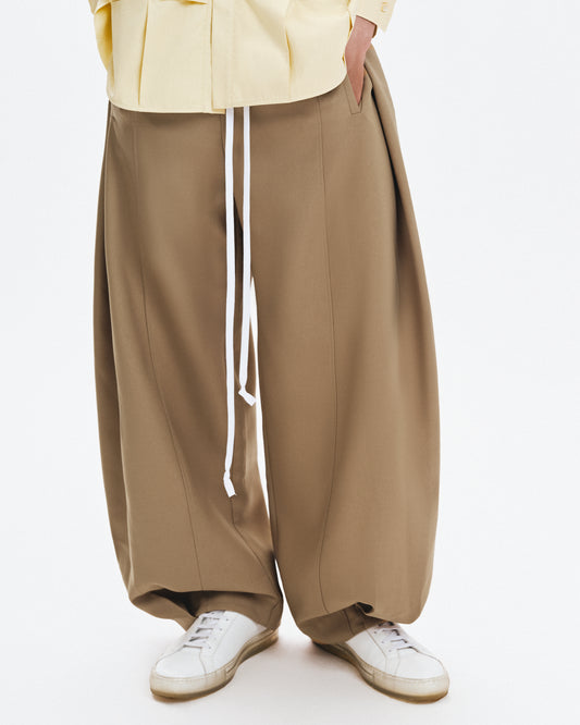 brown-fu-pants ain astoud