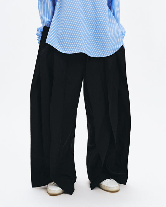 black-kiku-pants ain astoud