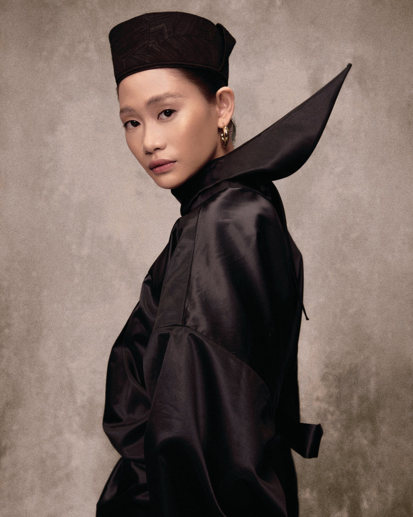 Black Tân Định Vietnamese Traditional Headdress AN HERITAGE ASTOUD