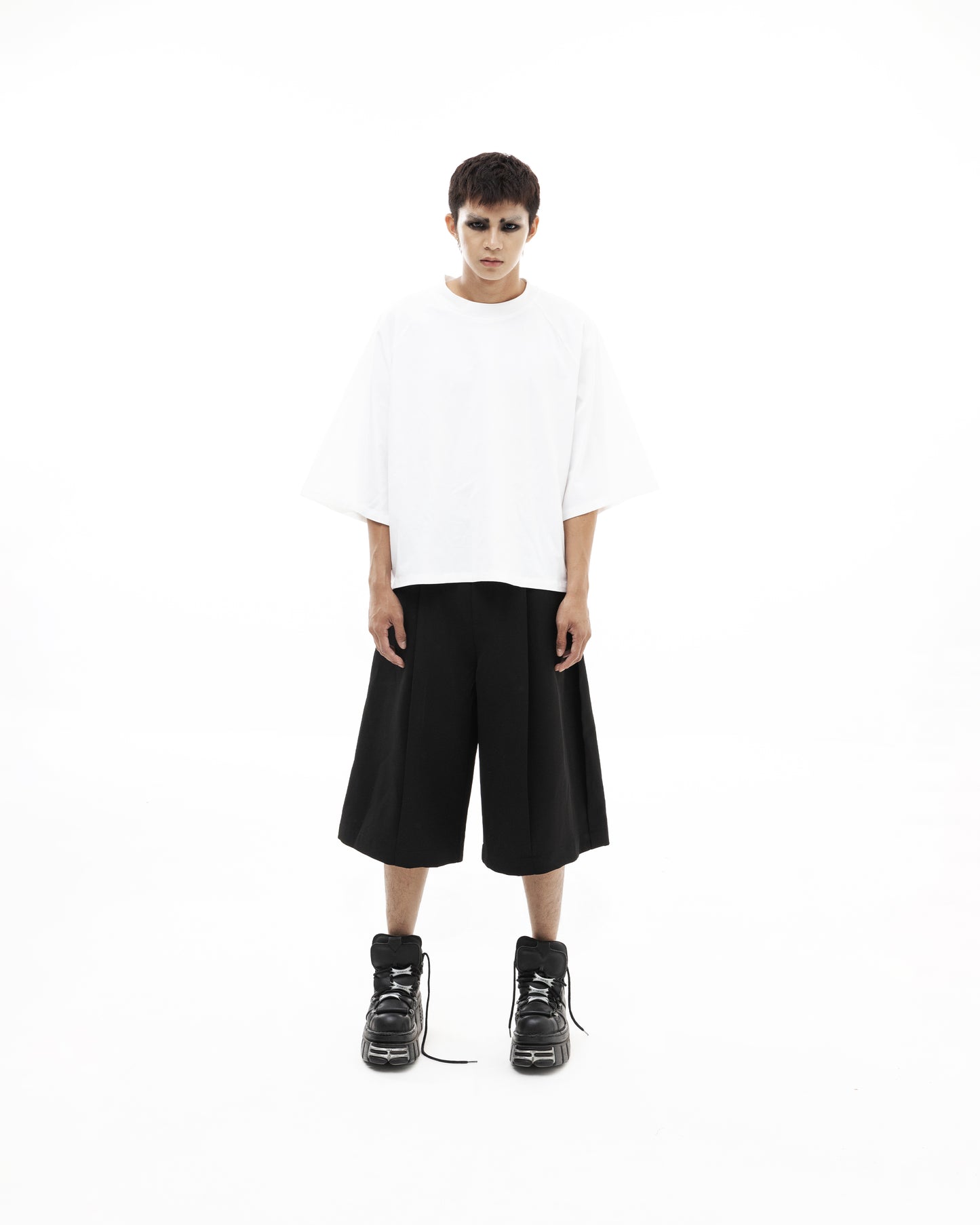 ssss-men-black-classic-shorts aesir astoud