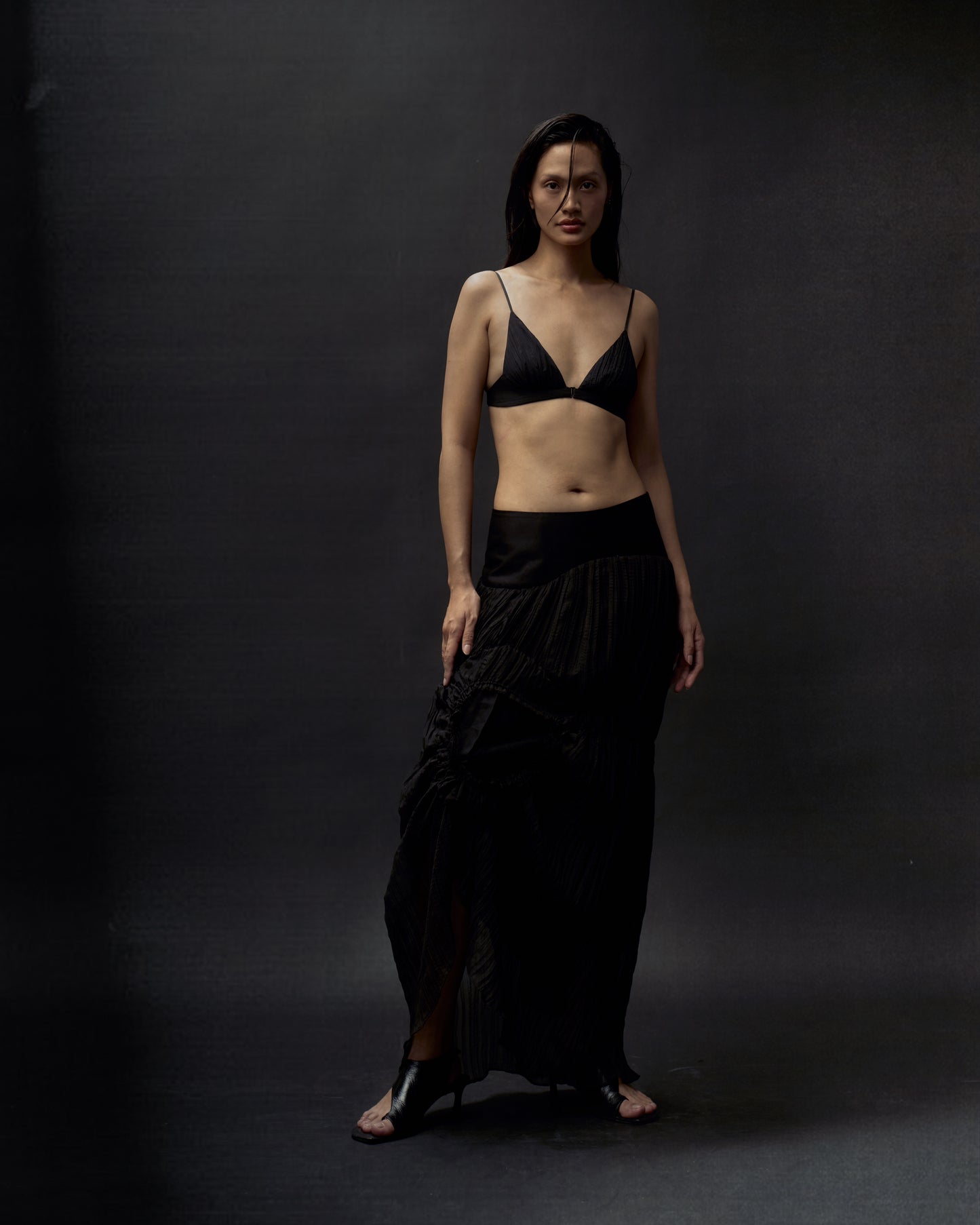 opium-skirt kimtr astoud