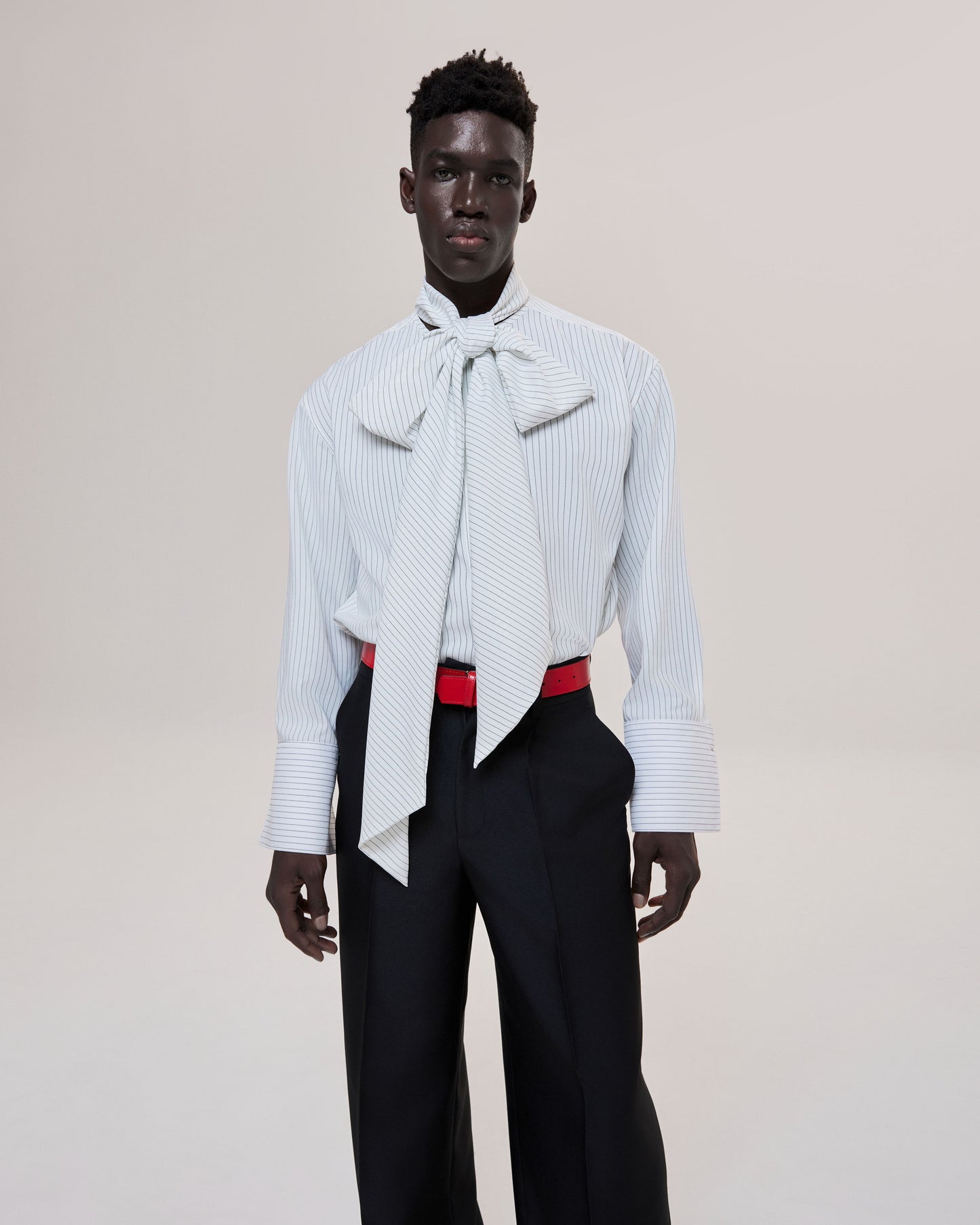 bow-tie-shirt-white astoud caostu