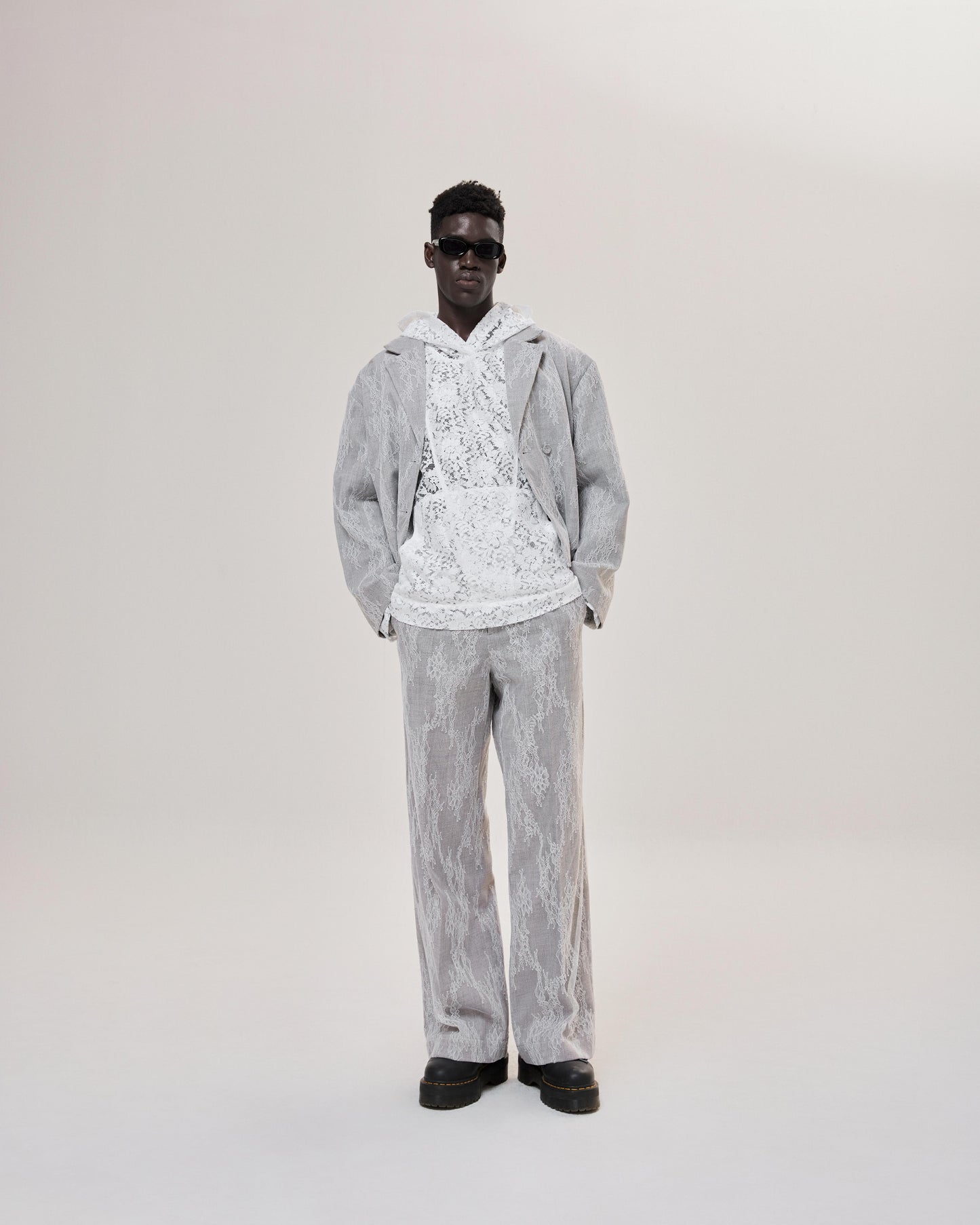 a-thousand-flowers-blazer-grey astoud caostu