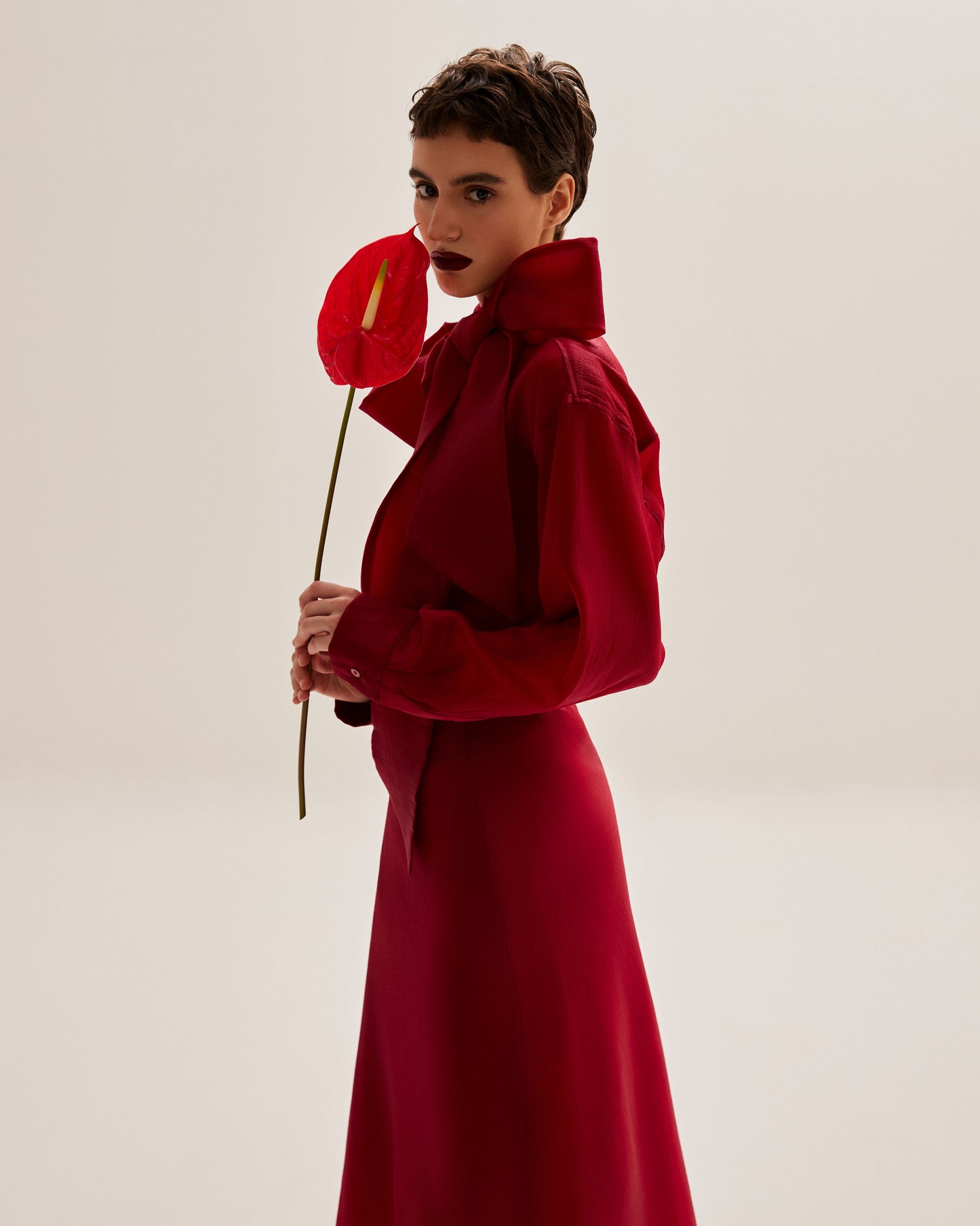 bow-tie-shirt-red astoud caostu