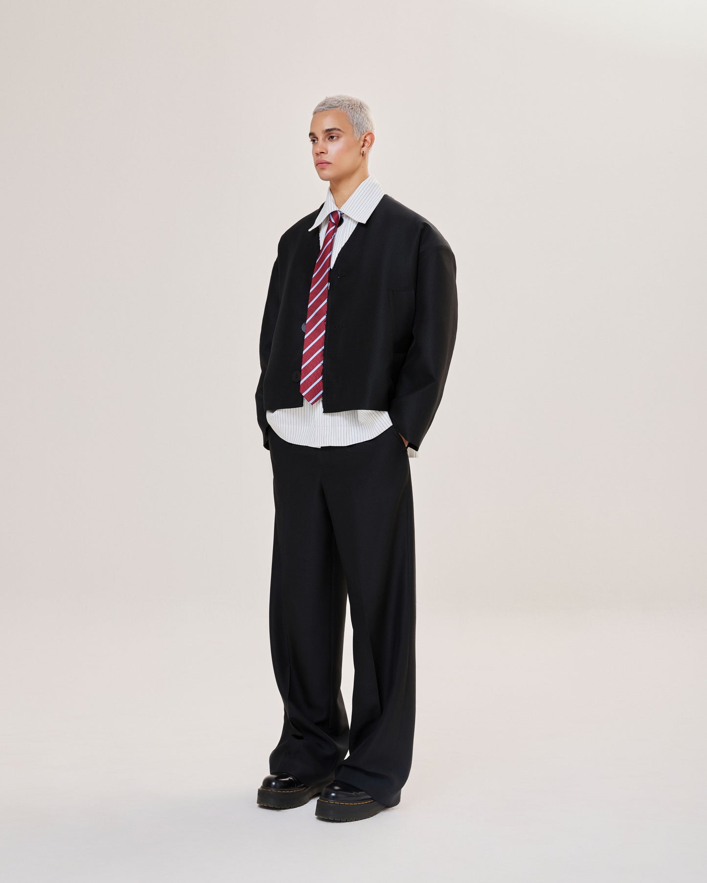 babe-blazer-black astoud caostu