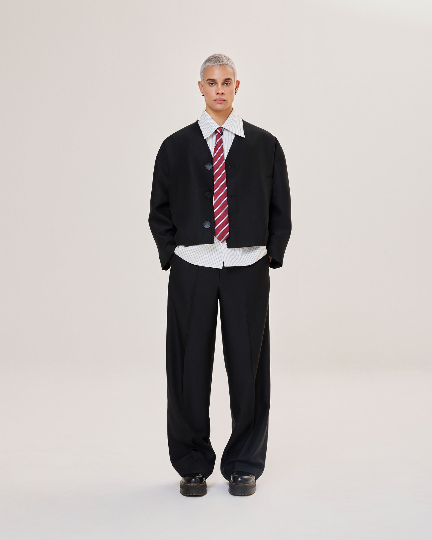 babe-blazer-black astoud caostu