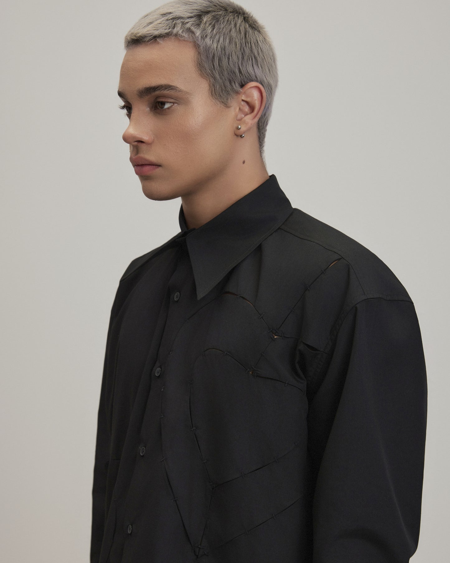 healing-love-shirt-black caostu astoud