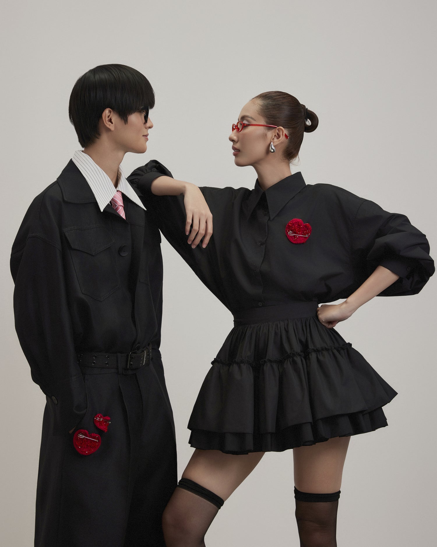back-bow-shirt-black caostu astoud
