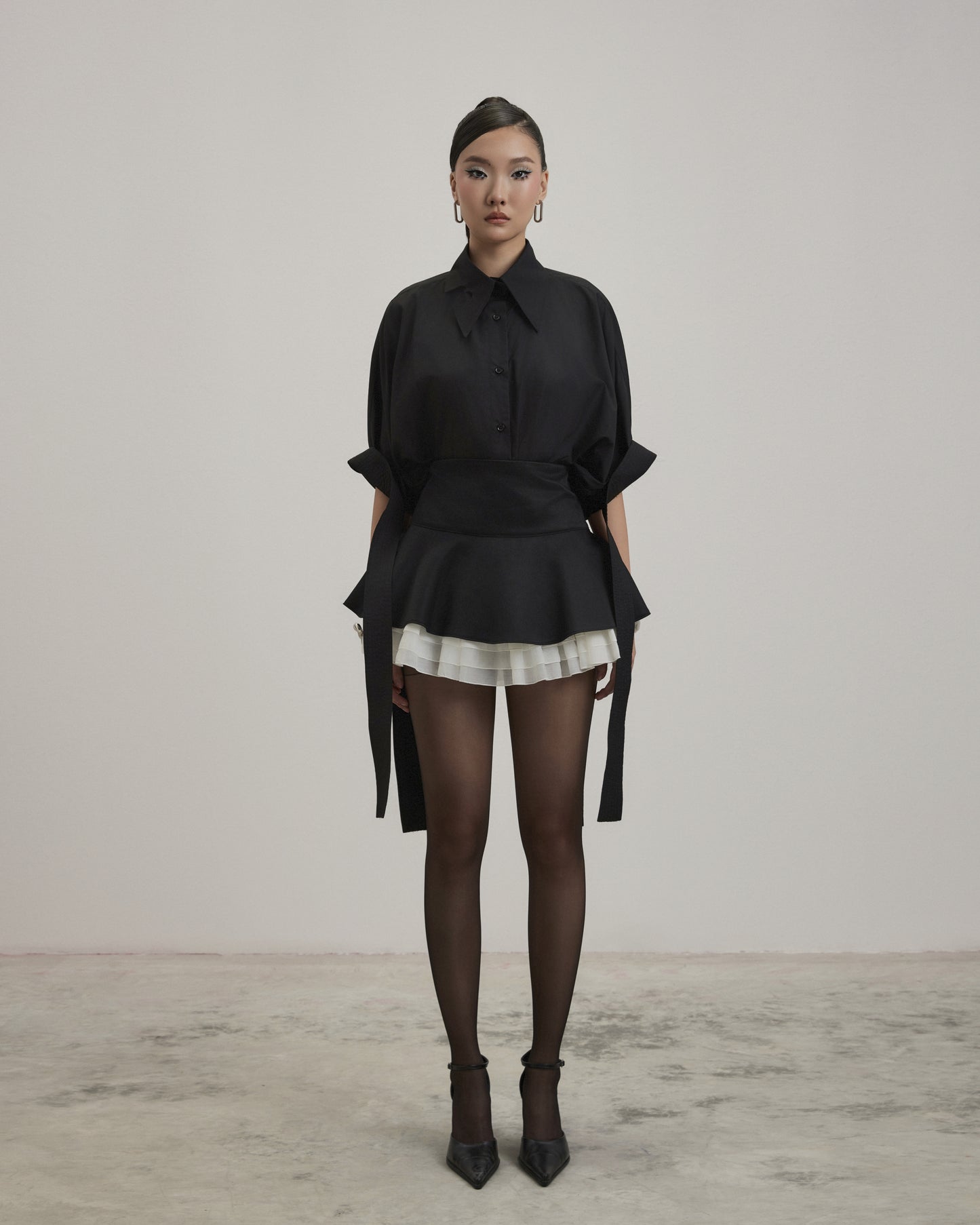 batwing-shirt-black caostu astoud