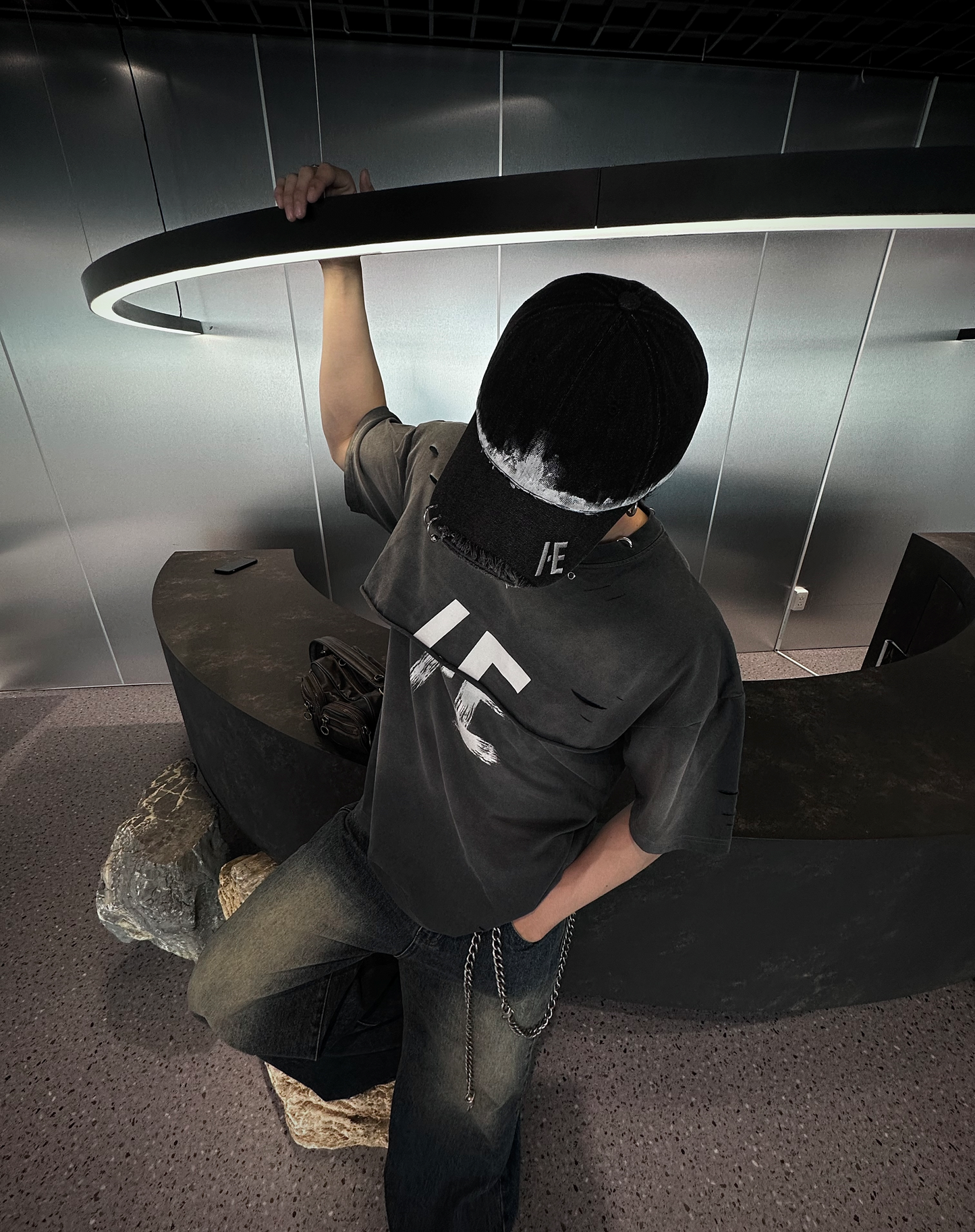 rock-stage-tshirt-AESIR