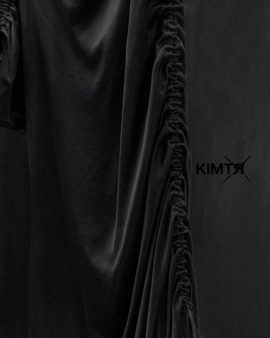 black-plum-rutched-silk-dress kimtr astoud