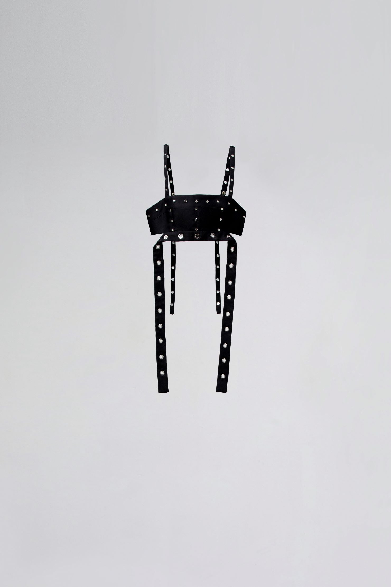 pierced-tube-top-black-CAOSTU