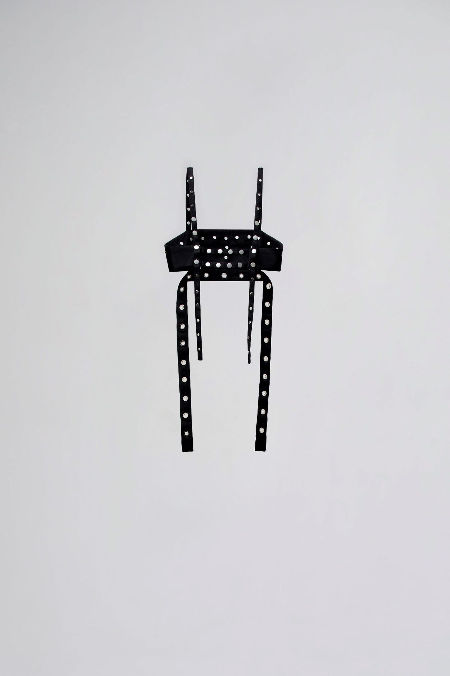 pierced-tube-top-black-CAOSTU