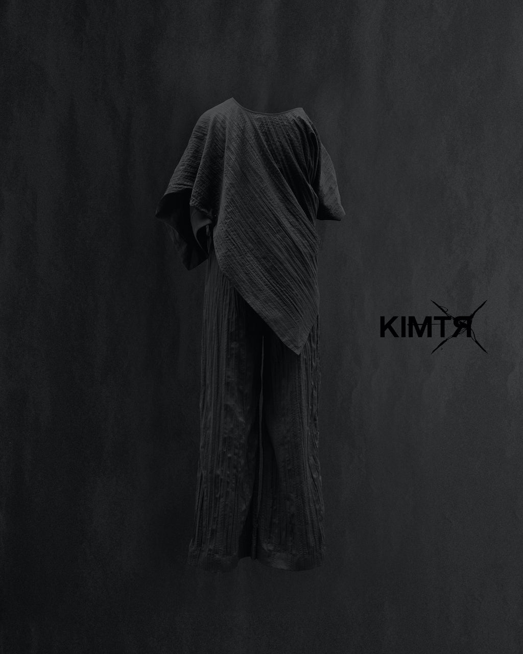 charcoal-lounge-top kimtr astoud