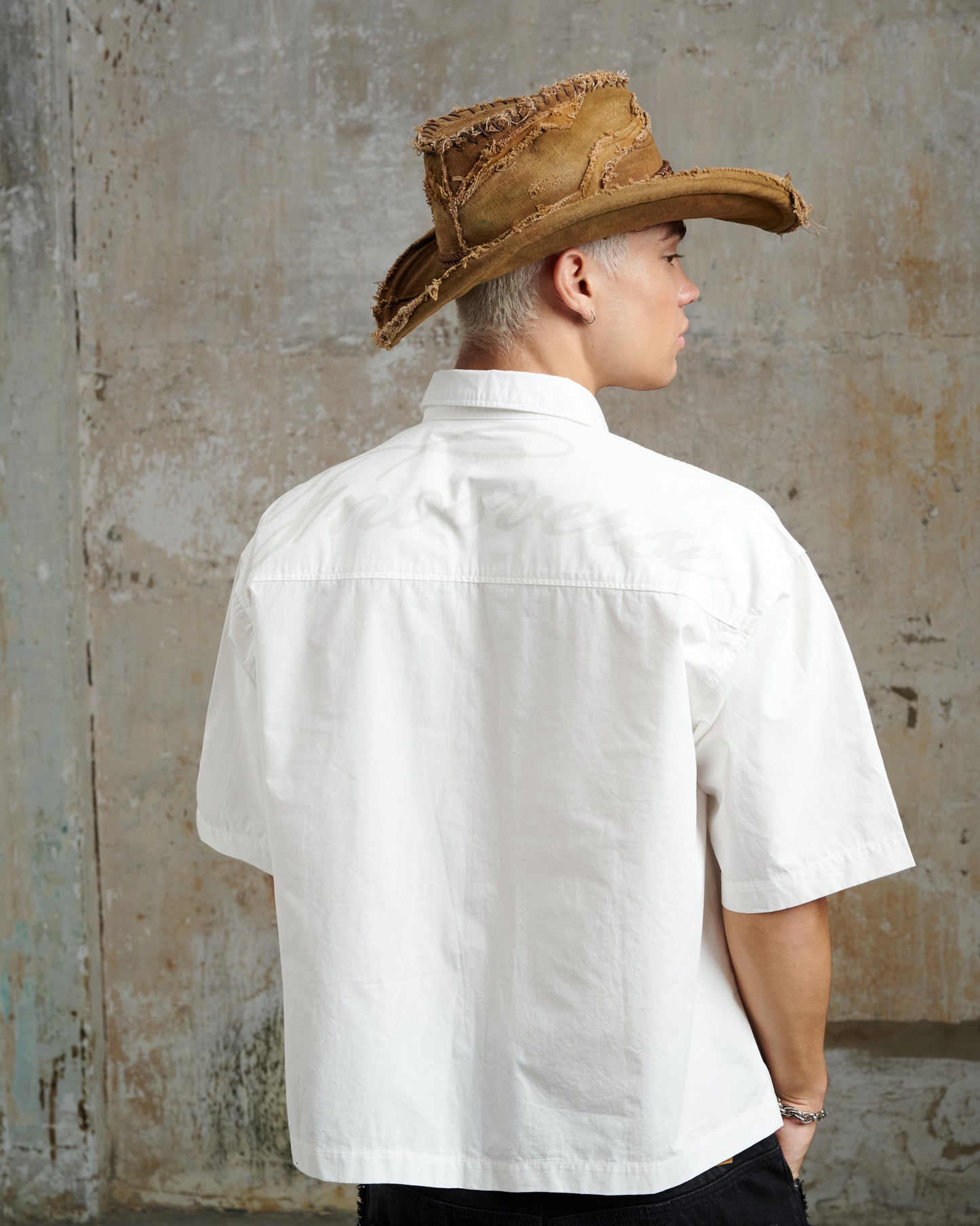 Sh5 - Short-Sleeve Shirt With Slight Wrinkle Effect - White
