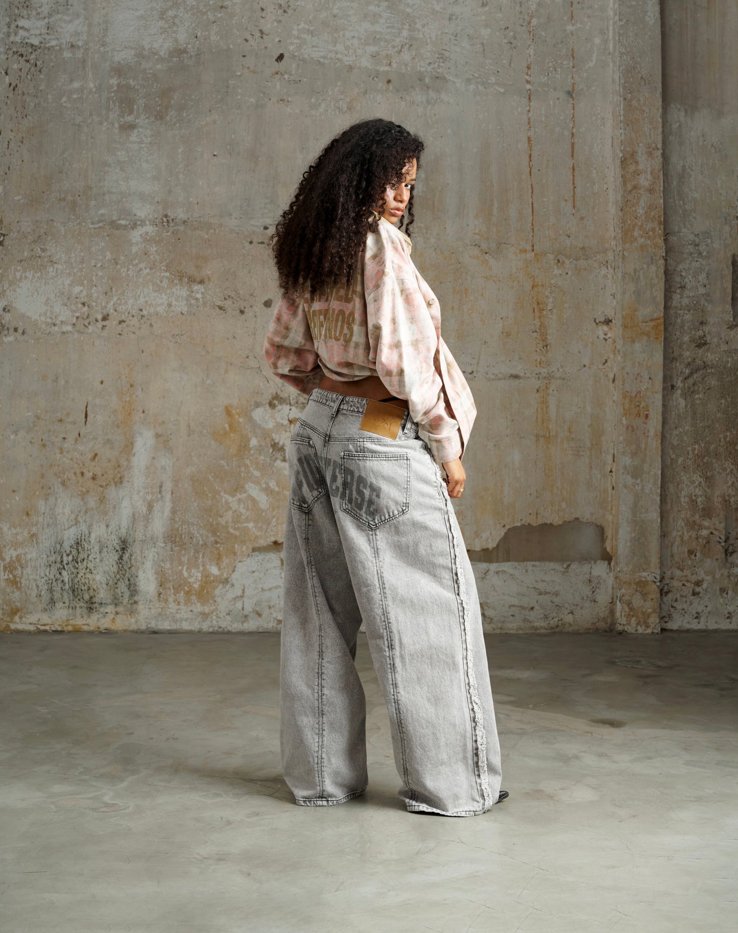 Erg19 - "Fnosverse" Jeans Wash - Gray