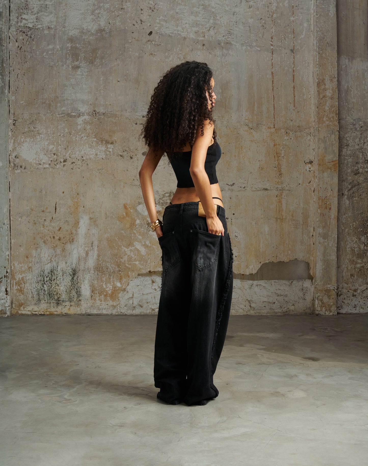 Twf5 - "Fnosverse" Cami Top Wash - Black