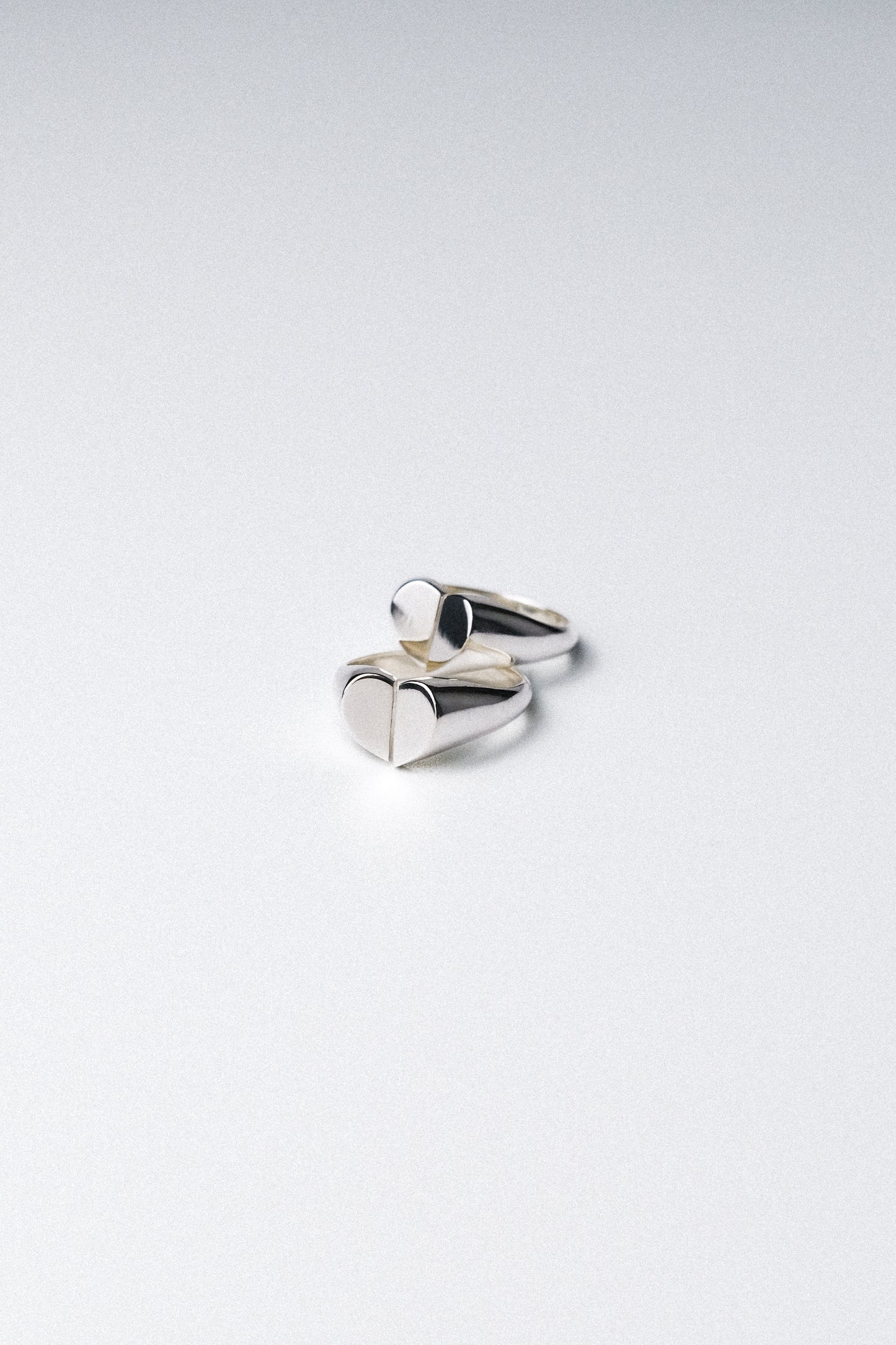 loveless-signet-ring-JELLYFISH