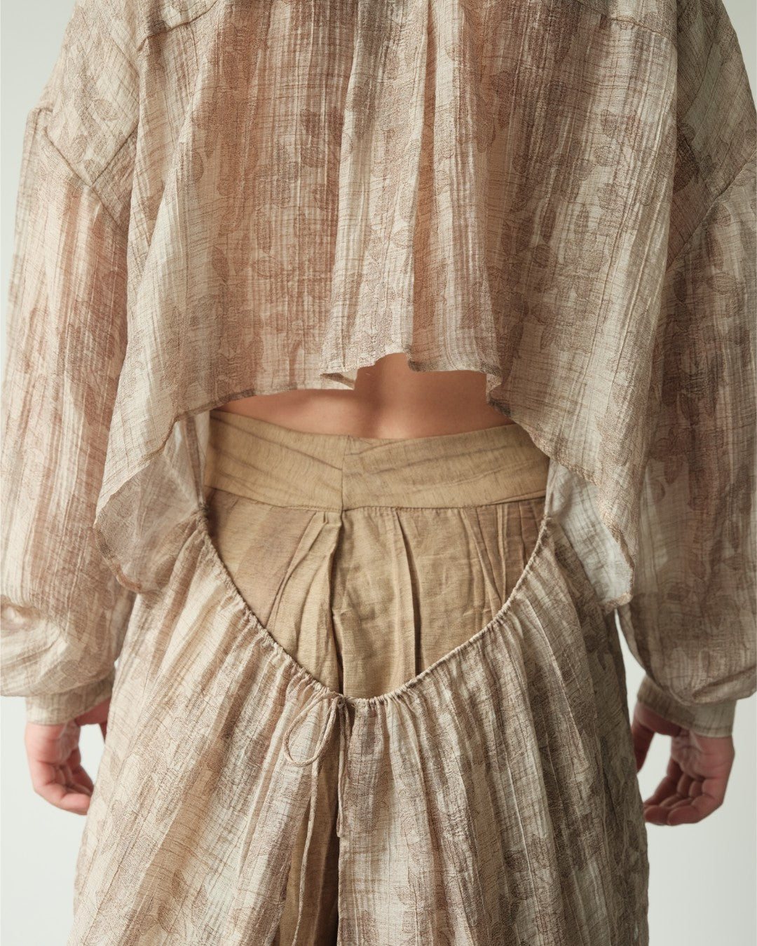 lam-chieu-shirt an heritage astoud