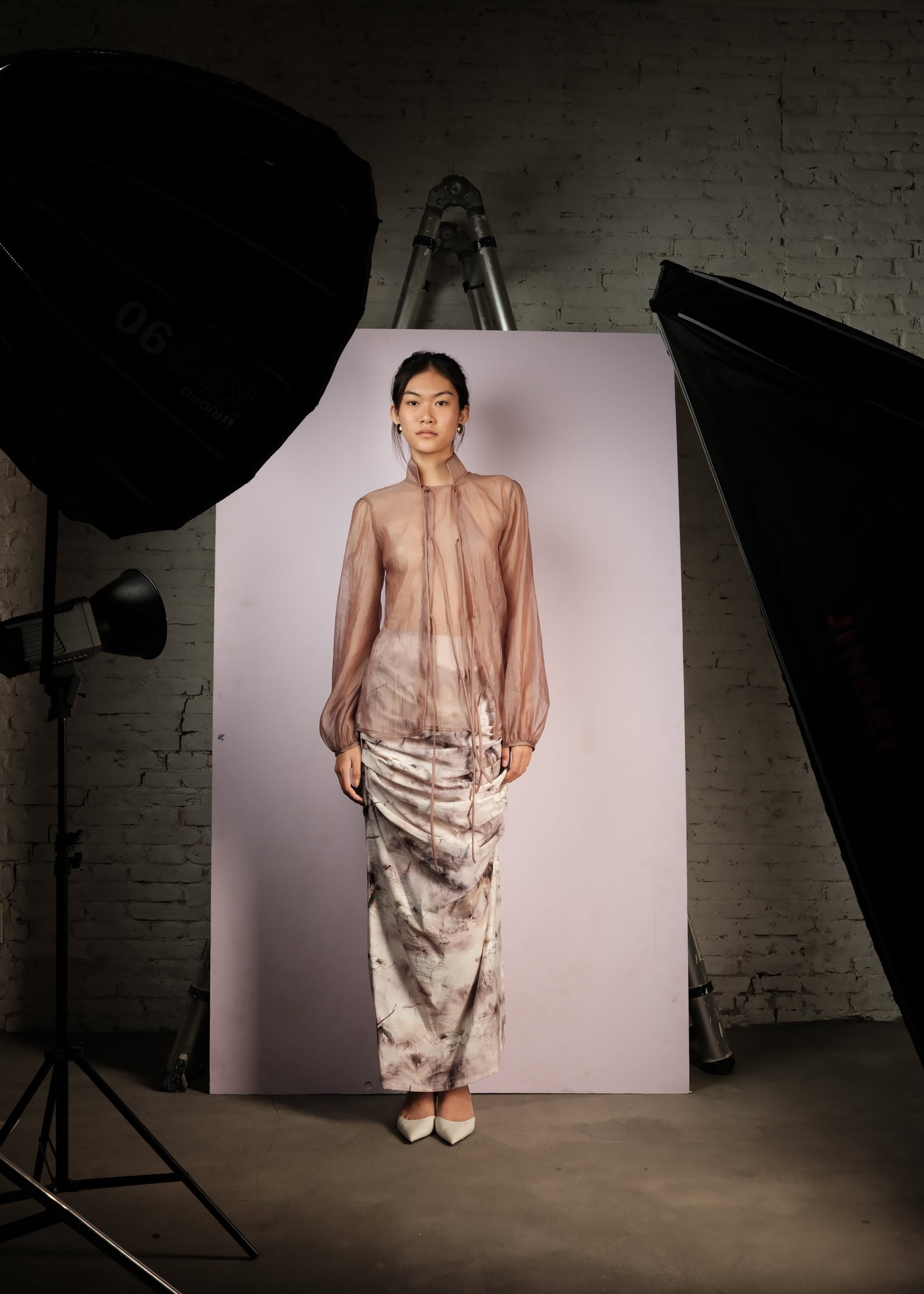 plum-phấn-sương-chiffon-blouse an heritage astoud