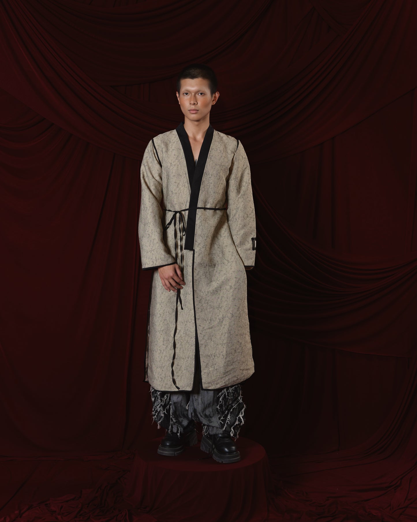 moss-gray-song-dai-robe-top an heritage astoud