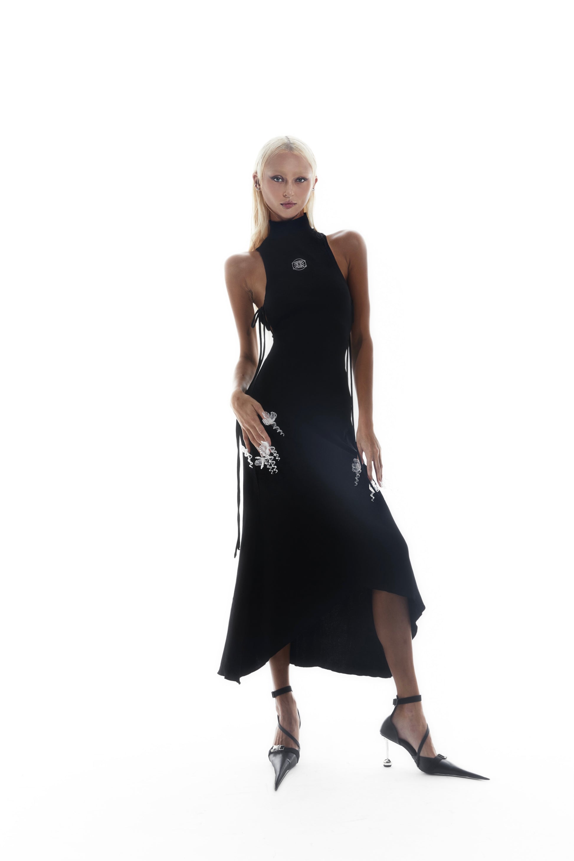 atlantis-midi-dress-Noir-et-Blanc-astoud