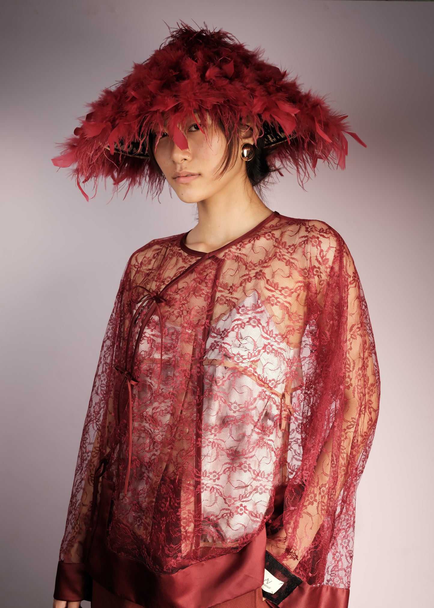 rang-chieu-lace-blouse an heritage astoud