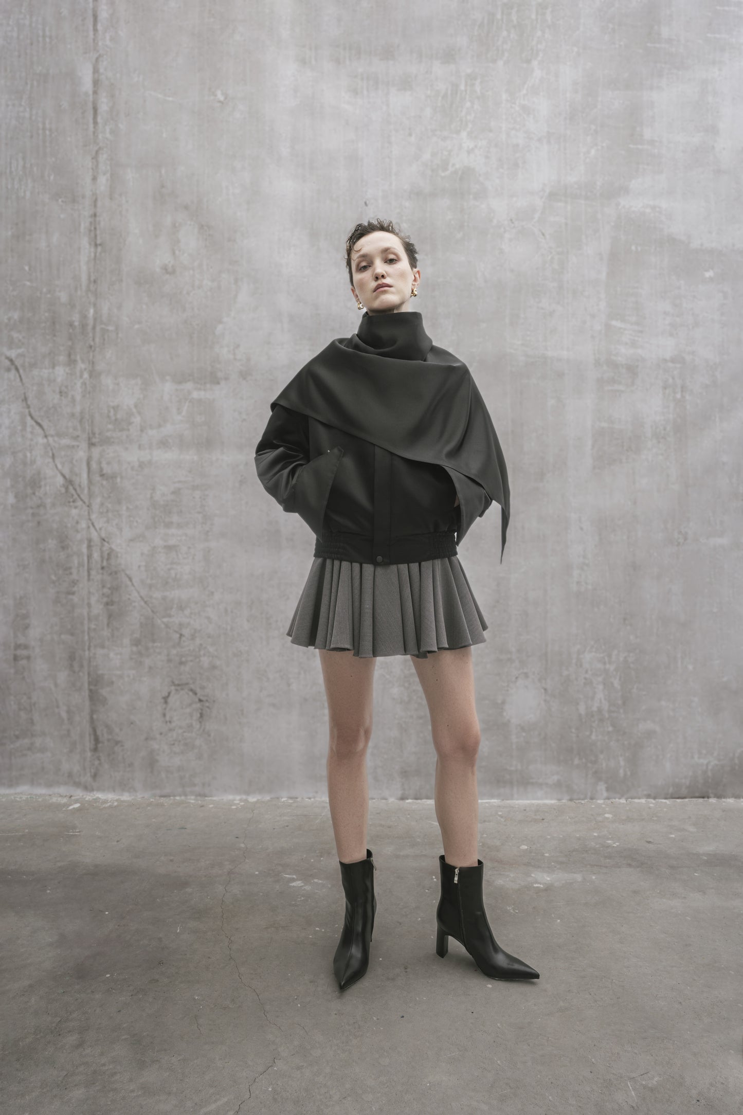 s25-womens-gray-wool-suiting-skirt fortythree astoud