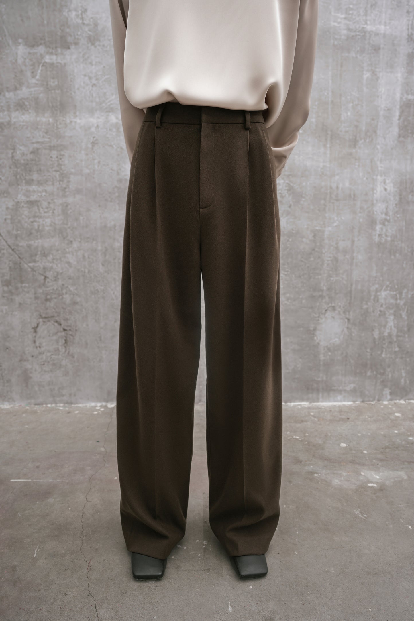 s25-mens-dark-brown-wool-pants fortythree astoud
