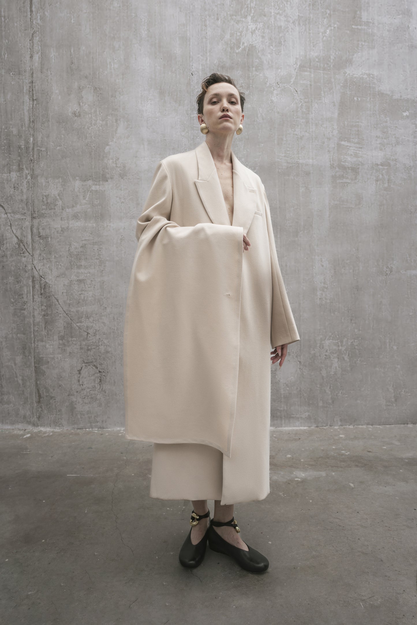 s25-unisex-cream-wool-coat fortythree astoud