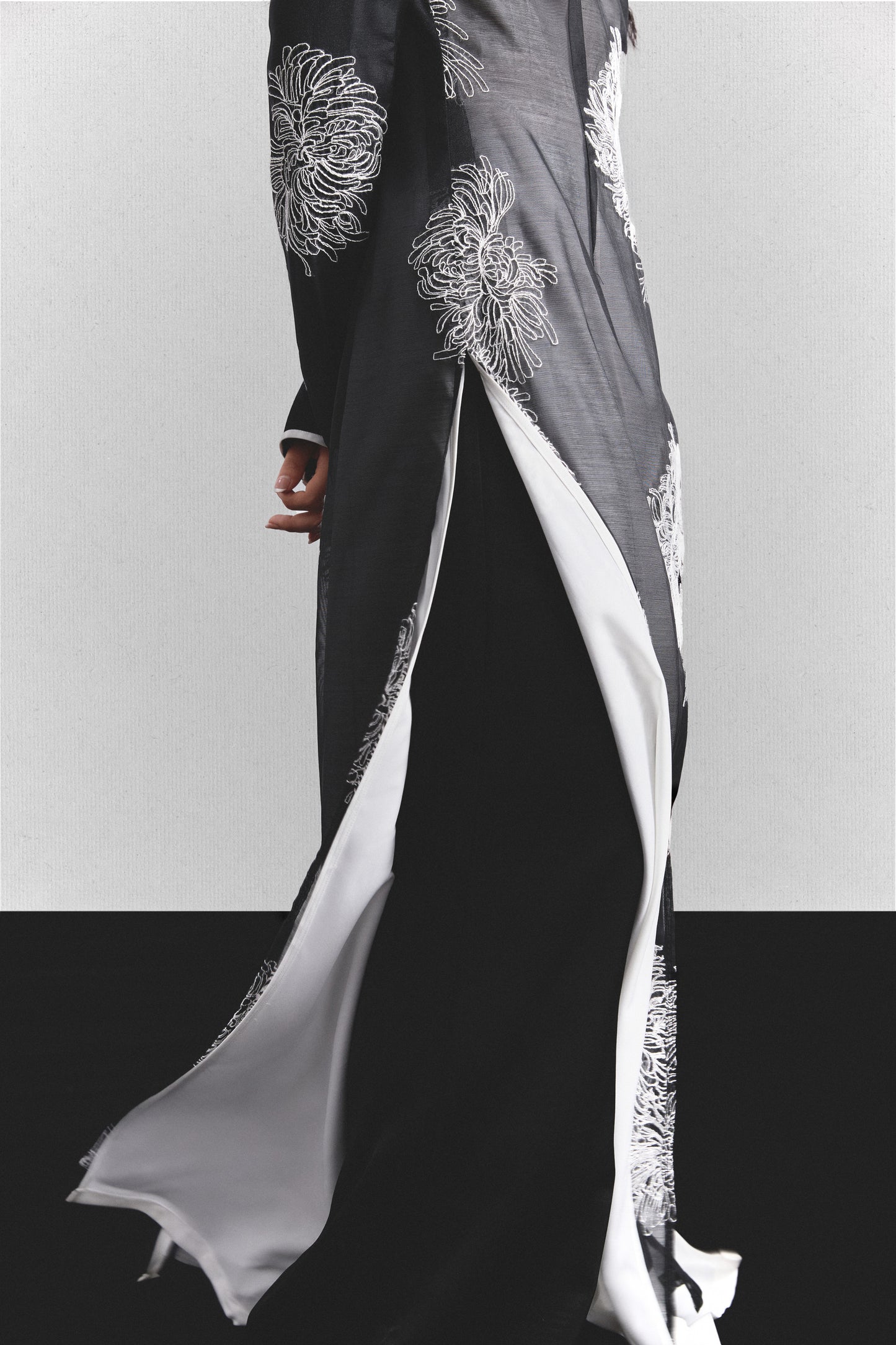 hoa-cuc-ao-dai thome astoud