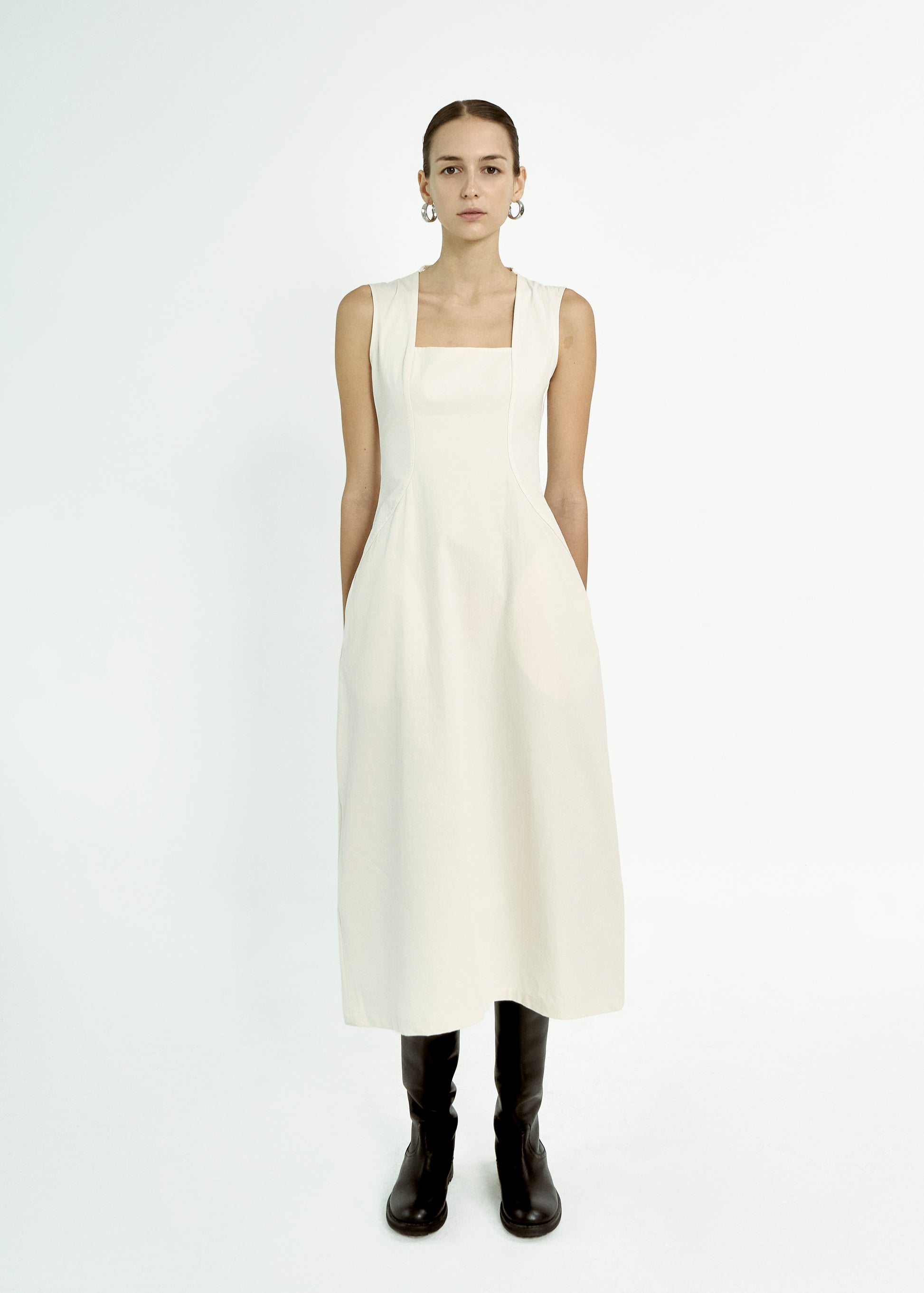 square-neck-sleeveless-dress-mayne-studios-astoud