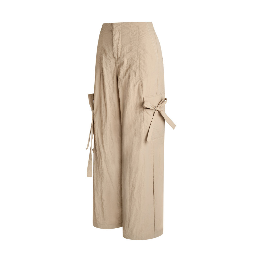beige-chieu-ta-pants profilemomo astoud