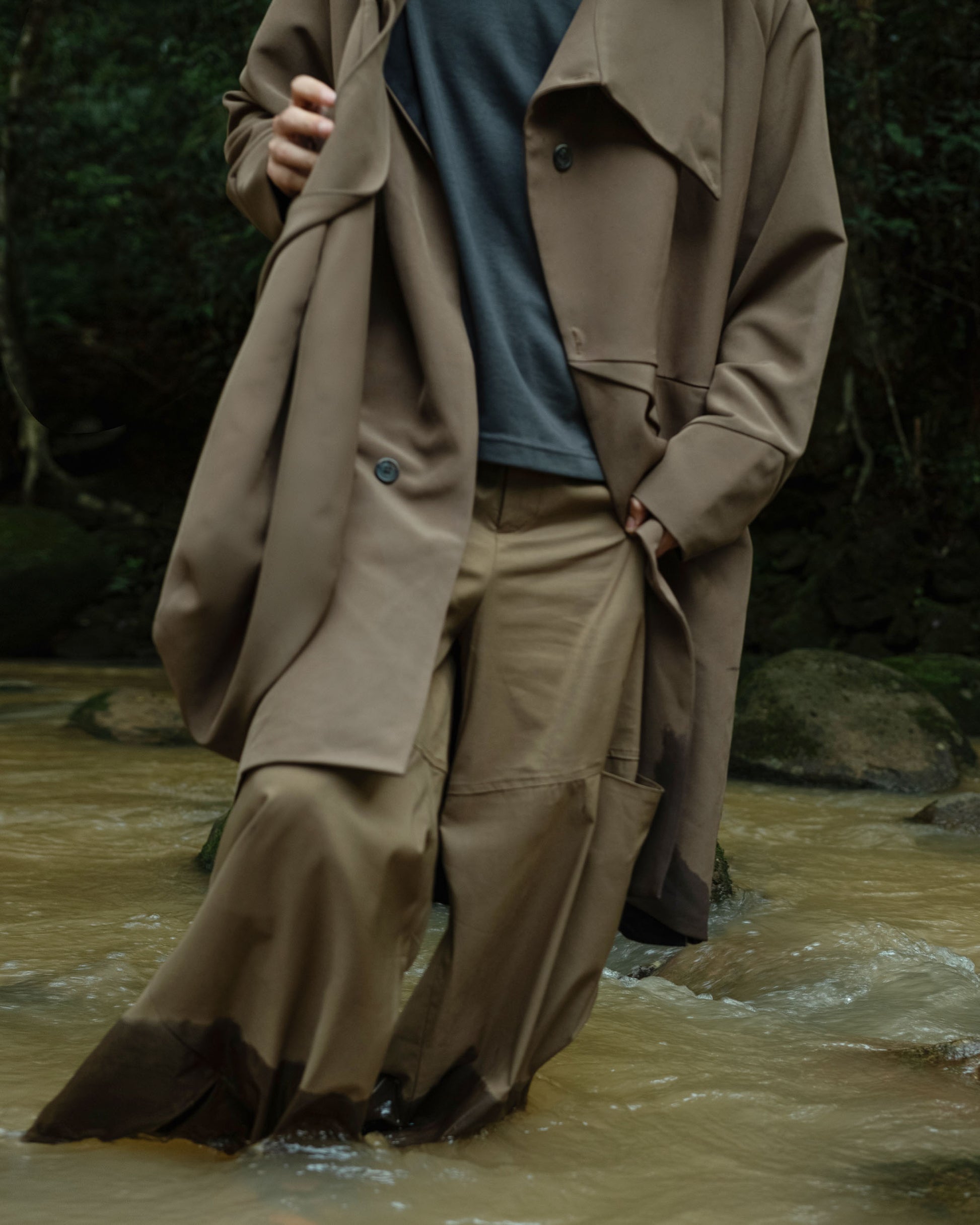 collapse-coat-olive-the-idiot-ASTOUD