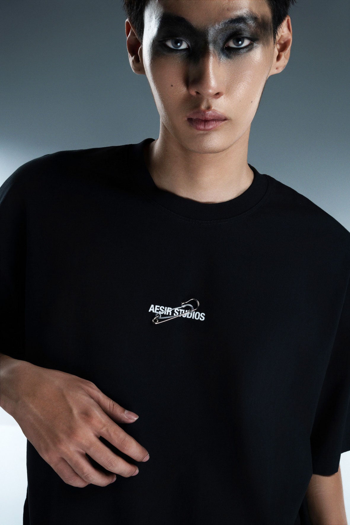 Black ATLU 2D Pin T-shirt