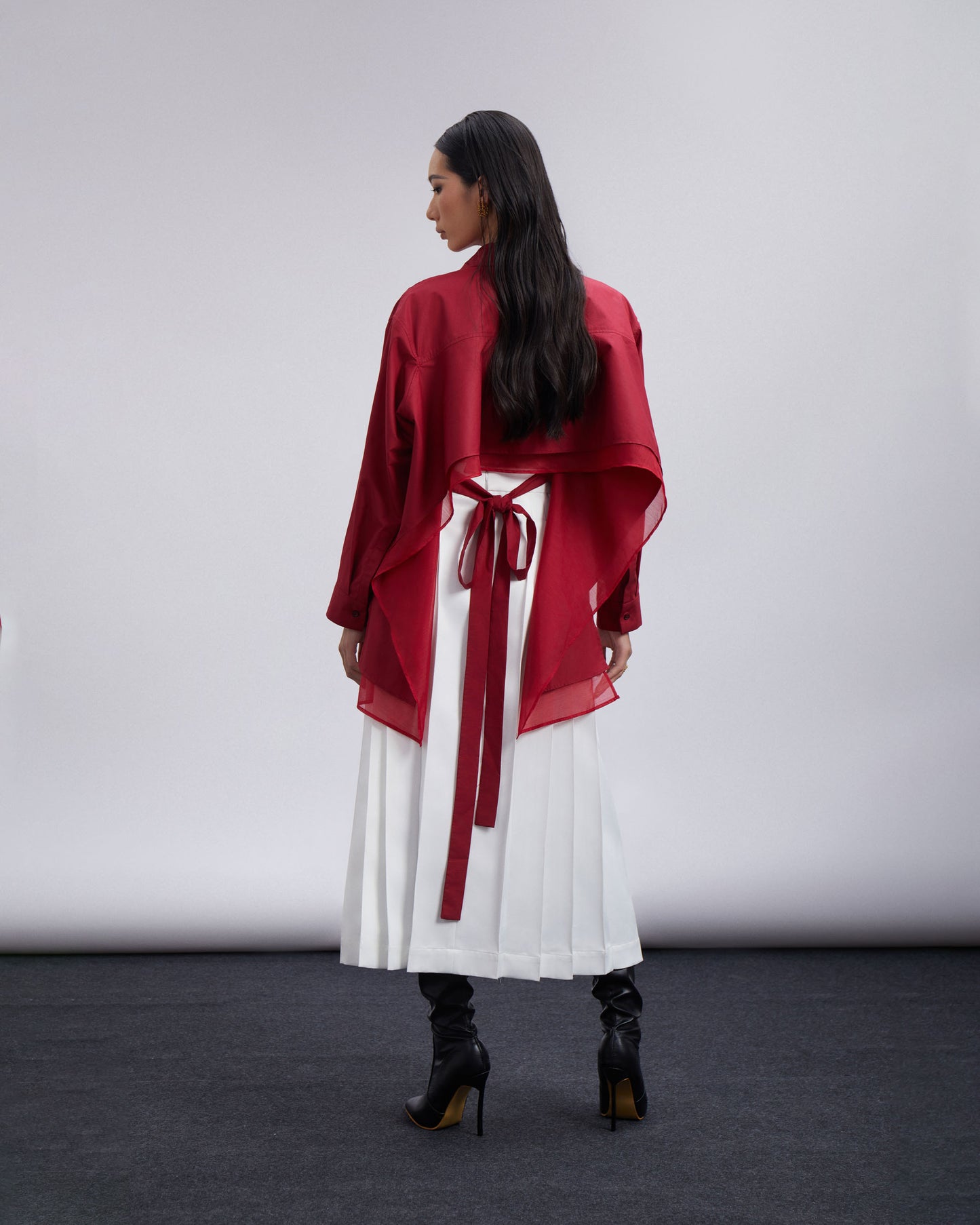 lẳng-lơ-open-back-tied-shirt-CAOSTU-ASTOUD