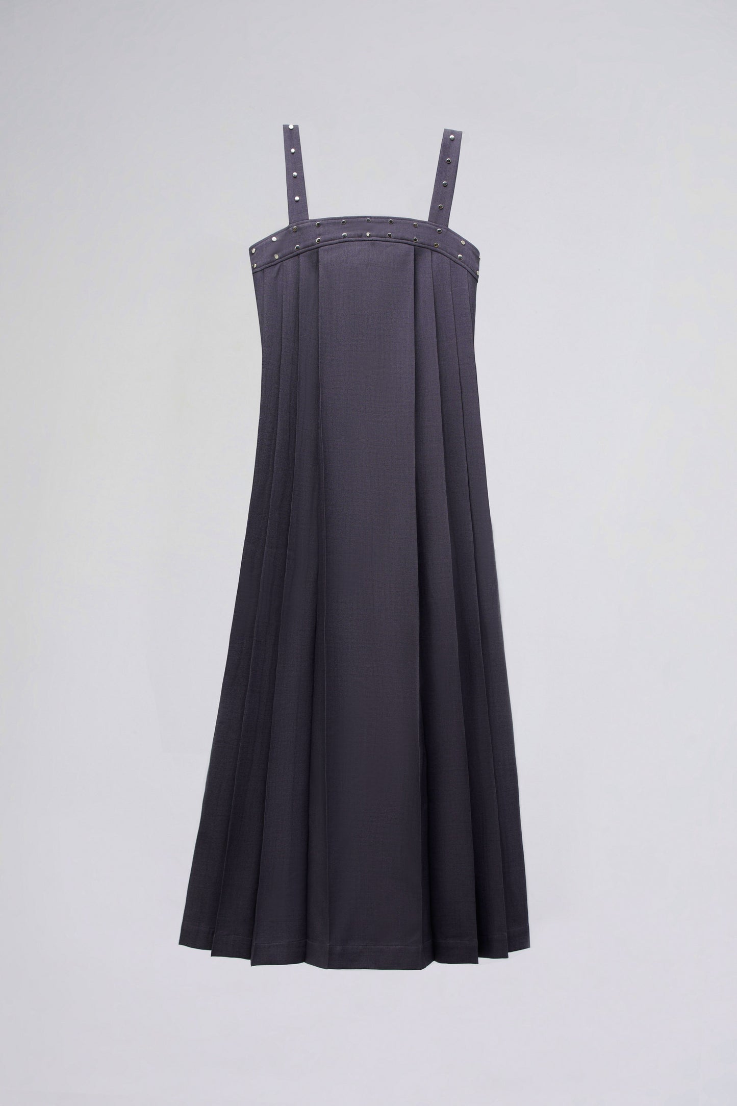 pleated-maxi-dress-caostu-space-grey-astoud
