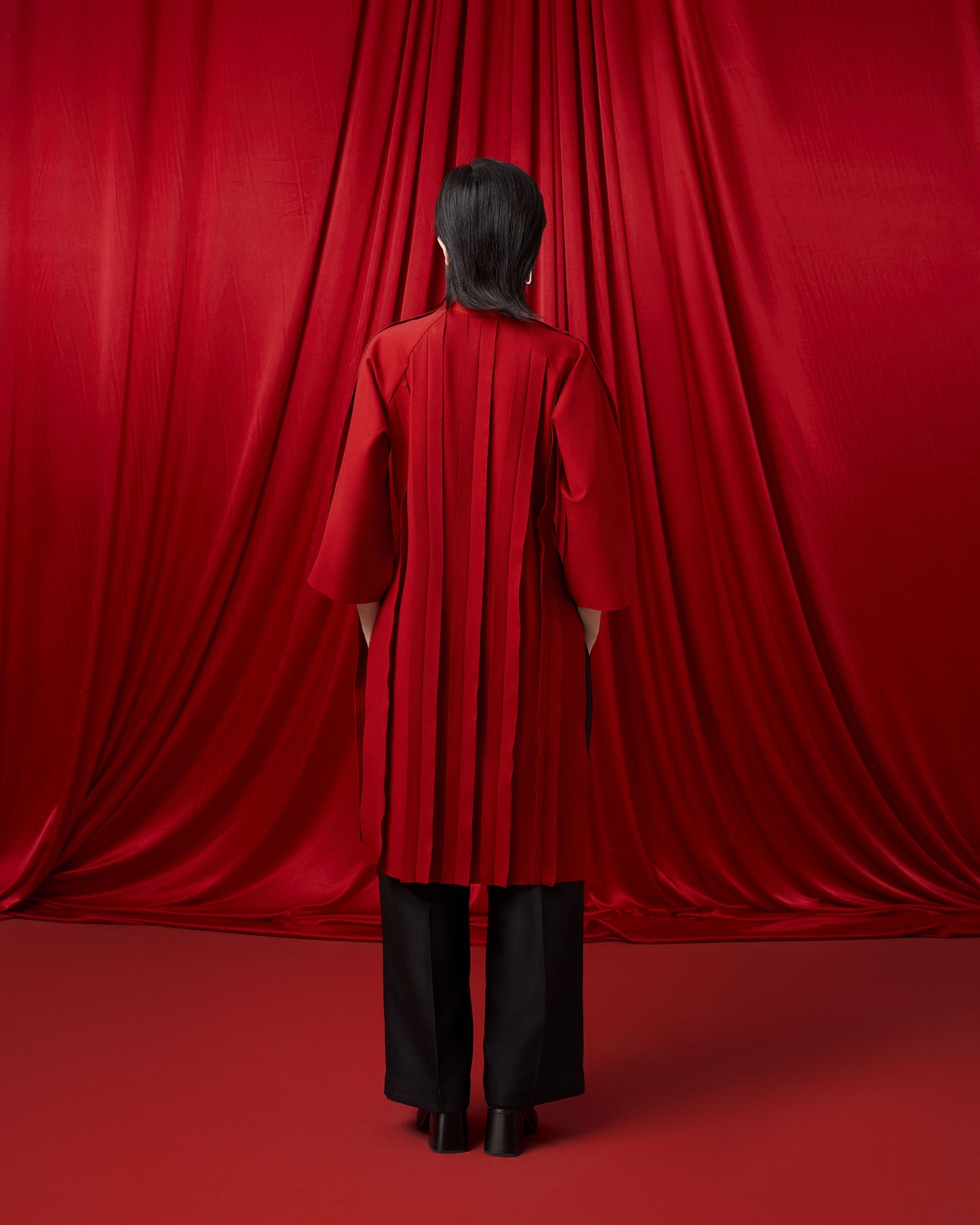 bomber-ao-dai-red-caostu-astoud