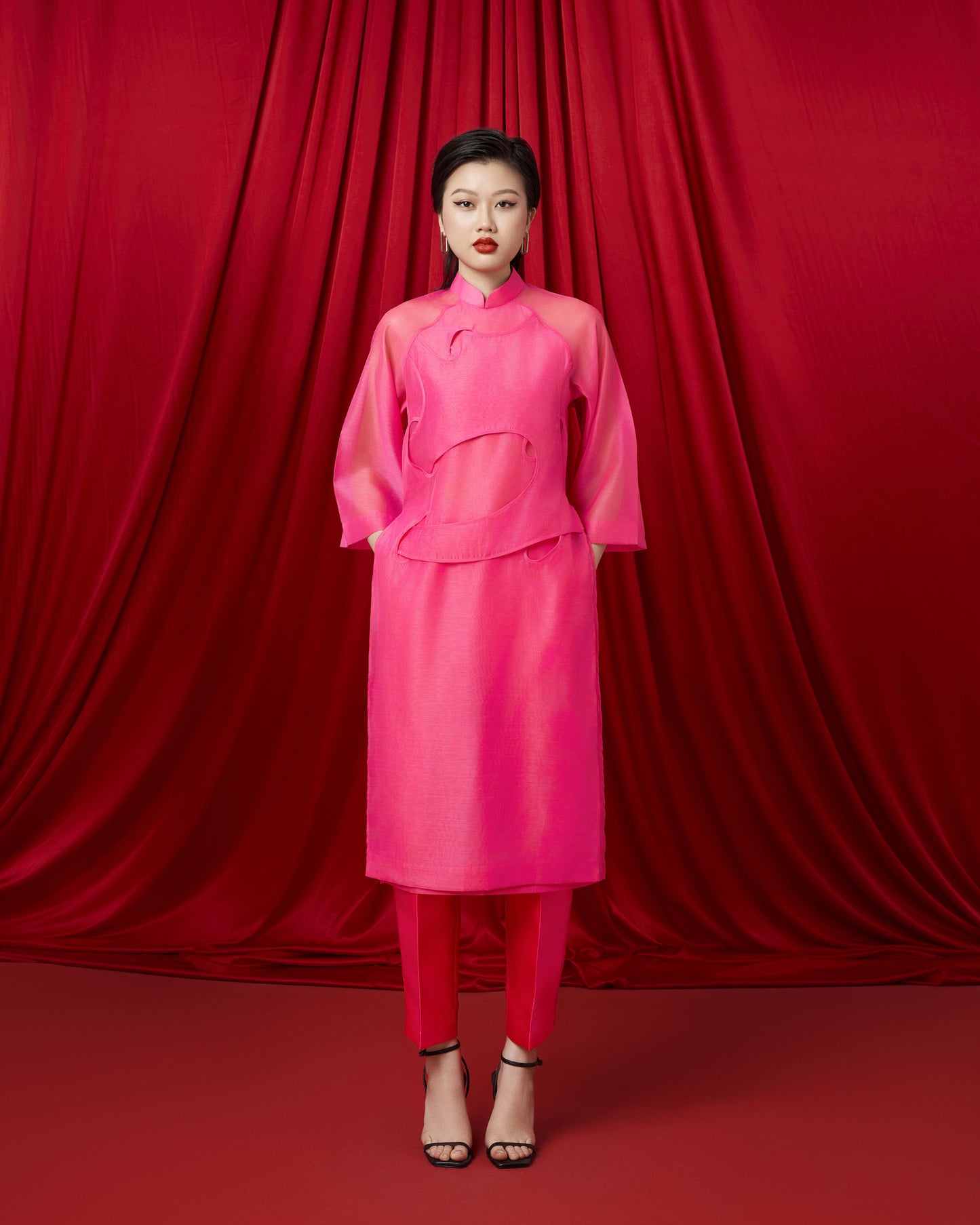 luon-vOng-ao-dai-for-women-pink-caostu-ASTOUD