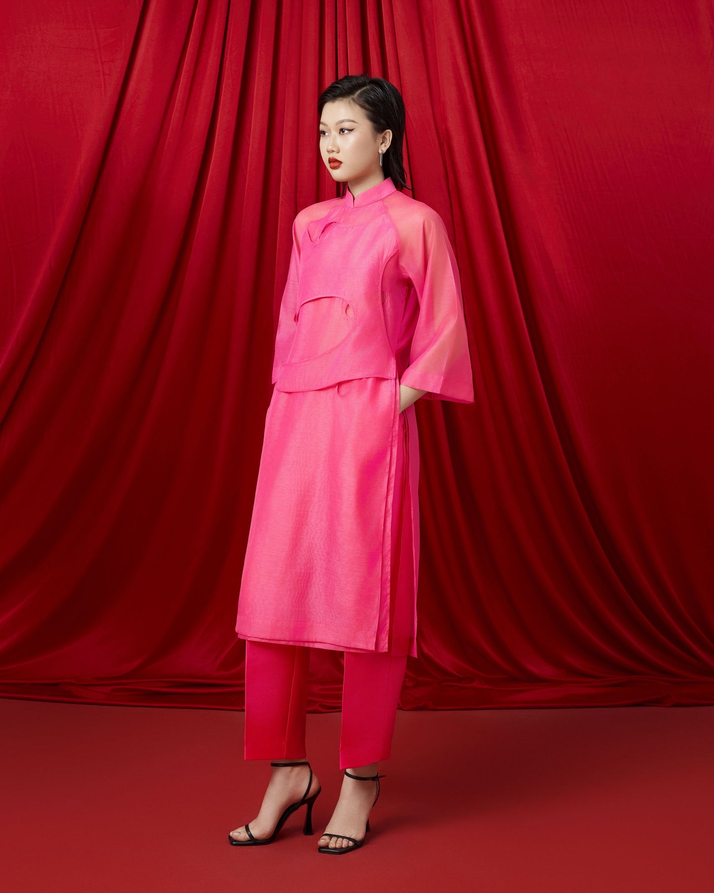 luon-vOng-ao-dai-for-women-pink-caostu-ASTOUD